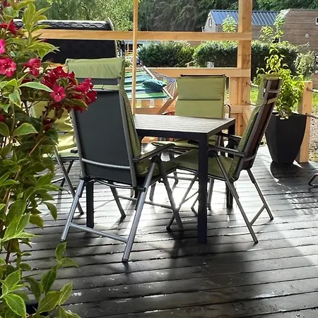 Tiny House Carlos - Zauberhaftes Camping-pod *